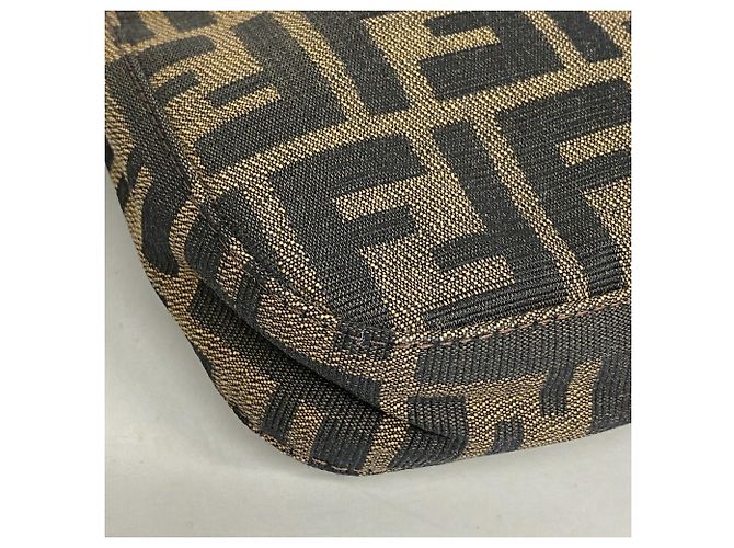 Bolsa de Ombro Fendi Zucca em Nylon e Canvas - vista 6