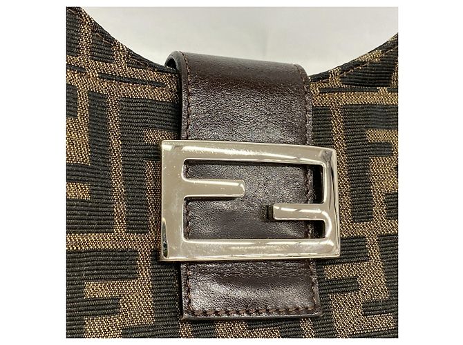 Bolsa de Ombro Fendi Zucca em Nylon e Canvas - vista 9