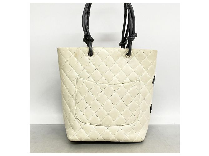 Saco Tote Chanel Cambon em Pele de Cordeiro - vista 12