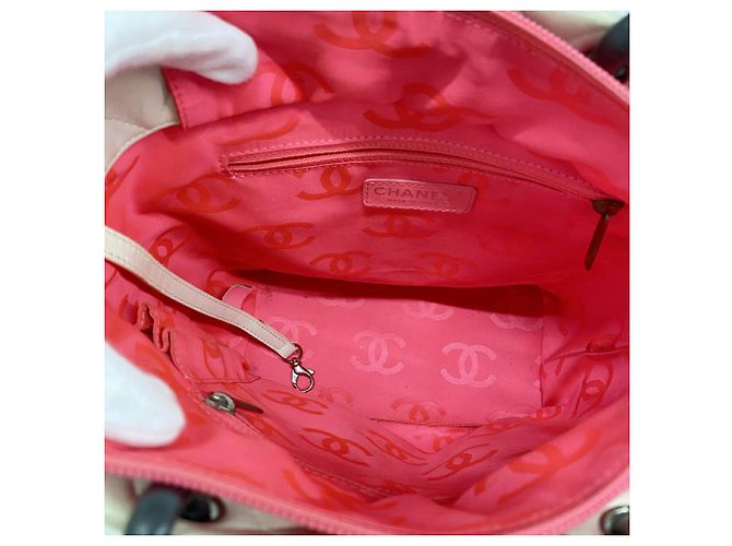 Saco Tote Chanel Cambon em Pele de Cordeiro - vista 4