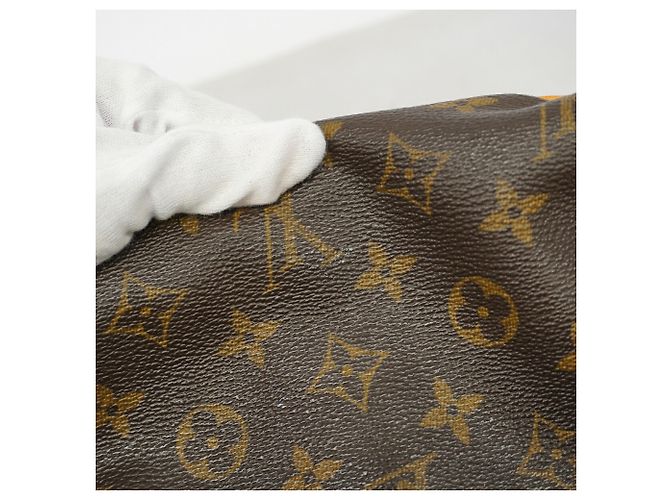 Sac à épaule Louis Vuitton Monogram Tulum GM - vue 9