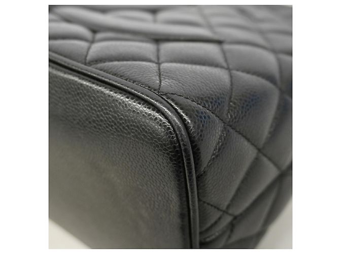 Saco Tote Chanel em couro de bezerro grão preto - vista 6