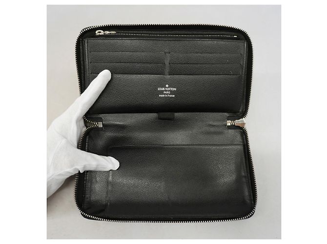 Louis Vuitton Epi Zippy Organizer Langbeutel in Noir - Ansicht 3