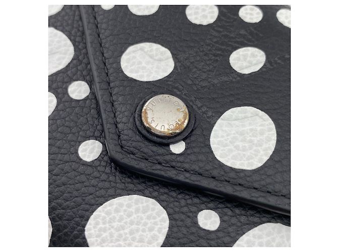 Louis Vuitton Dot Infinity Yayoi Kusama Tri-fold Wallet - view 10