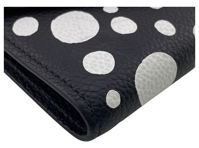Louis Vuitton Dot Infinity Yayoi Kusama Tri-fold Wallet - view 3