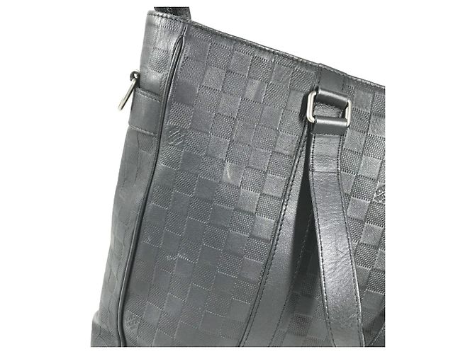 Borsa a tracolla Louis Vuitton Damier Infini Tadao PM - vista 9