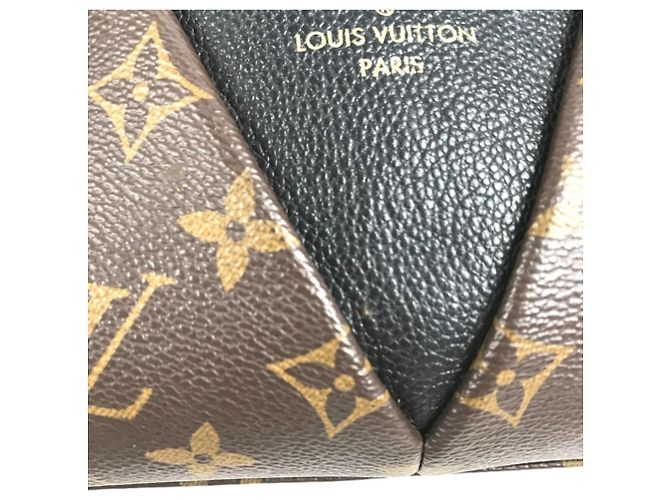 Louis Vuitton Monogram V Tote BB Tasche - Ansicht 9