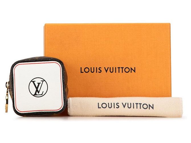Louis Vuitton Portemonnaie Cube Pouch M80231 - vista 10