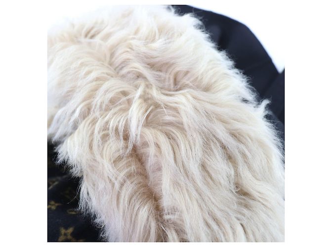 Louis Vuitton Wool Coat - view 6