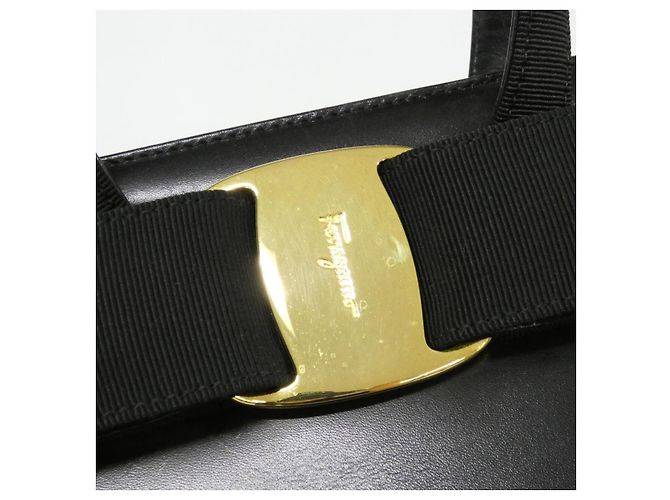 Borsa a tracolla in vitello Salvatore Ferragamo - vista 5