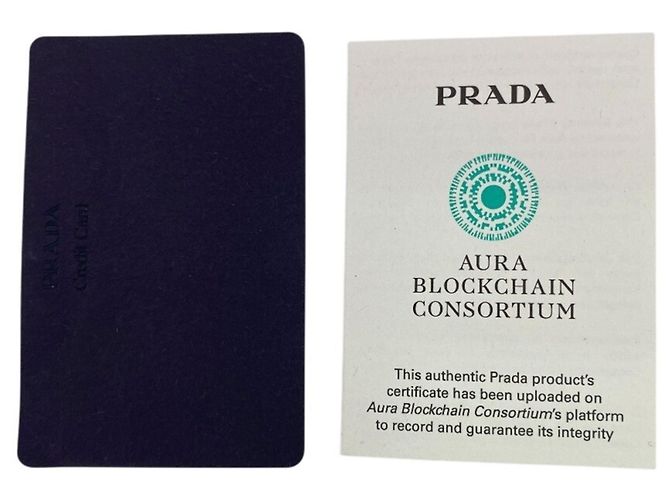 Carteira bi-fold em couro Prada 2ML049 com placa Triangle - vista 11