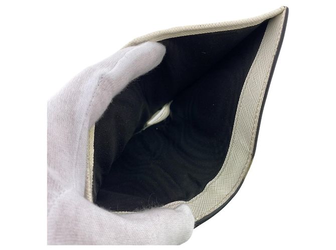 Carteira bi-fold em couro Prada 2ML049 com placa Triangle - vista 8