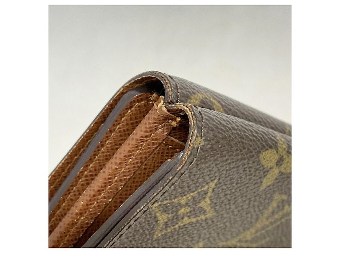 Carteira Louis Vuitton castanha tri-fold - vista 5