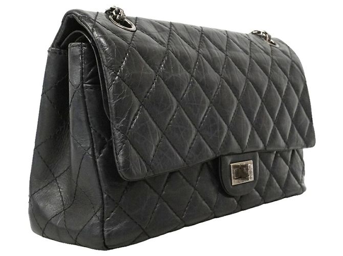 Bolso de hombro Chanel de piel negra - vista 2
