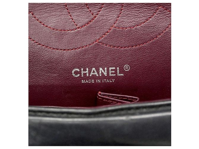 Bolso de hombro Chanel de piel negra - vista 5