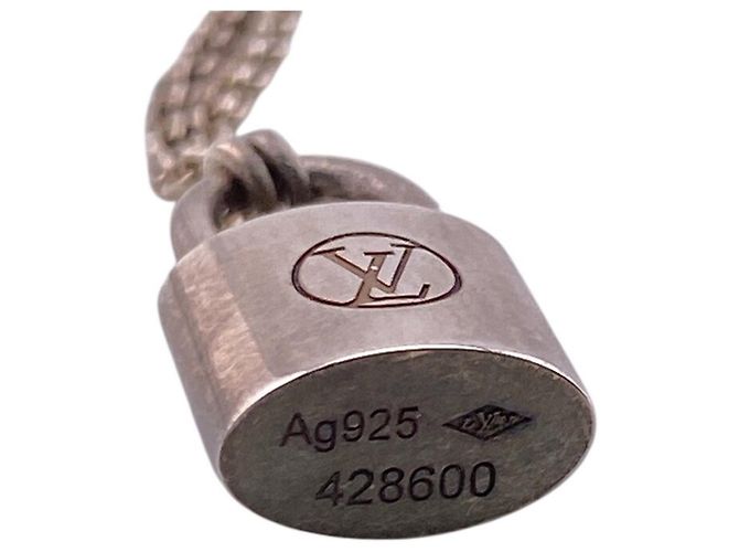 Colar com pingente Louis Vuitton Silver Lockit Learn - vista 3