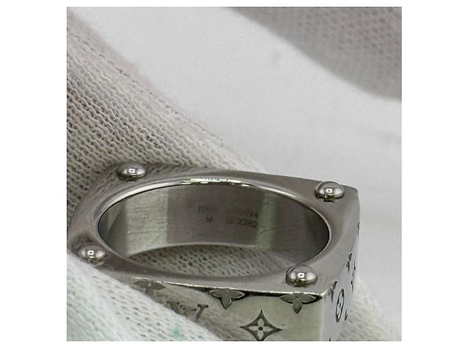 Louis Vuitton Bague Monogram Bold Metal Ring - vista 6