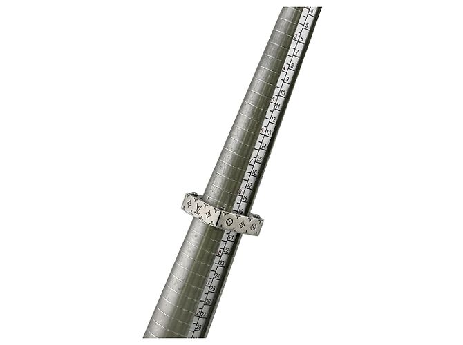 Louis Vuitton Bague Monogram Bold Metal Ring - vista 9