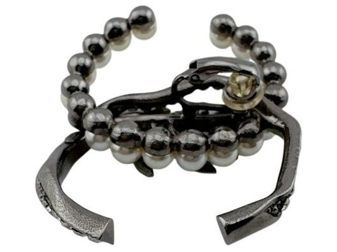 Brincos de pressão Chanel Silver Leaf - vista 9