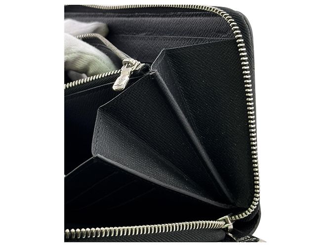 Zippy Carteira Longa Louis Vuitton em Couro Epi - vista 14