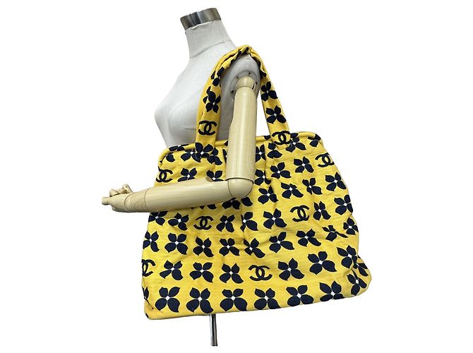 Bolso Chanel Coco Mark Flower Canvas - vista 12