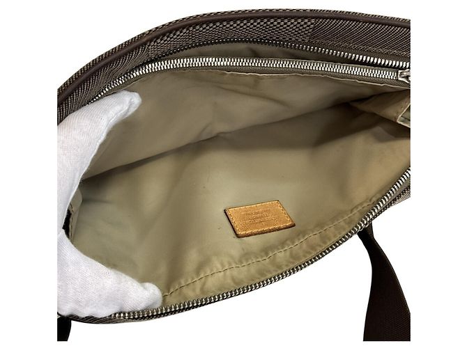 Louis Vuitton Damier Geant Acrobat Body Bag - Ansicht 9