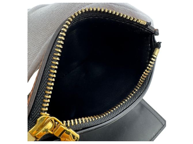 Louis Vuitton Monogram Reverse Bi-fold Wallet - Ansicht 10