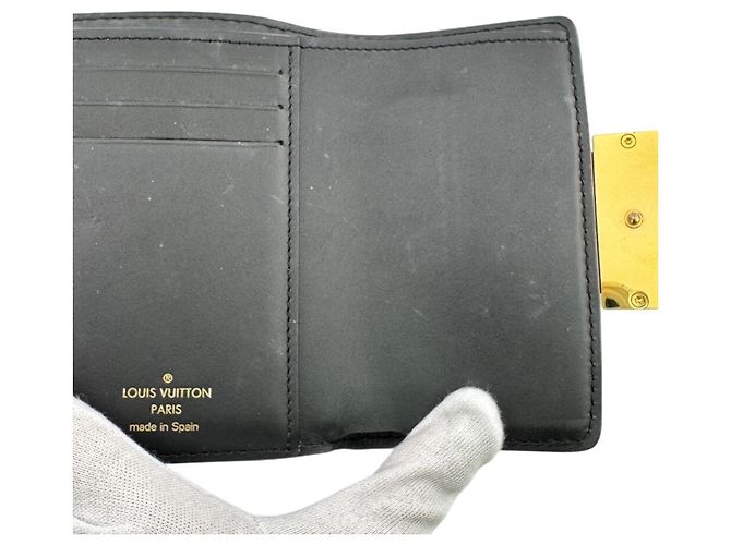 Louis Vuitton Monogram Reverse Bi-fold Wallet - Ansicht 8