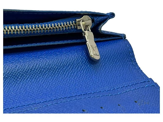 Louis Vuitton Portefeuille Brazza Taiga Long Wallet - vista 10