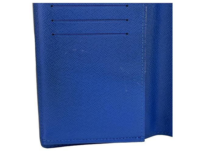 Louis Vuitton Portefeuille Brazza Taiga Long Wallet - vista 6