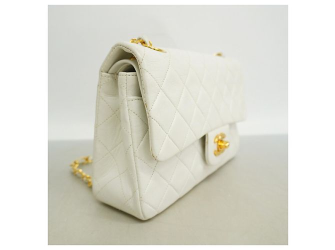 Chanel Matelassé Schultertasche - Ansicht 2