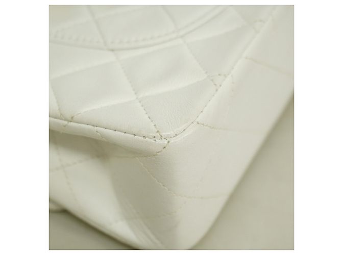 Chanel Matelassé Schultertasche - Ansicht 6