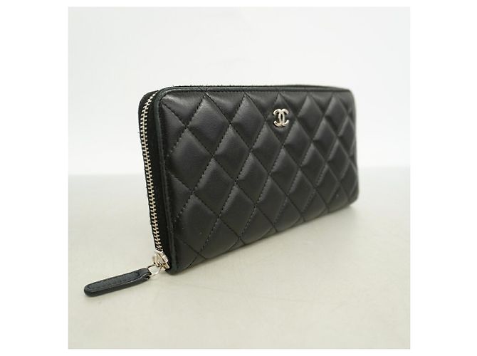 Portafoglio lungo Chanel Matelassé in pelle di agnello - vista 2