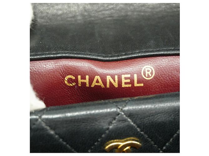 Bolsa de Ombro Chanel Matelassé - vista 5