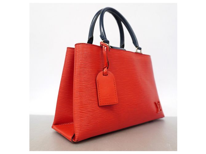 Sac à main Louis Vuitton Epi Cléber PM - vue 2
