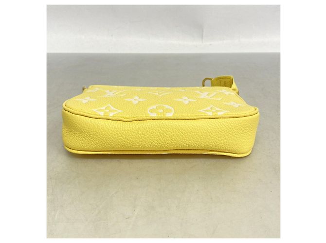 Louis Vuitton Monogram Empreinte Bicolor Mini Pochette Accessoires - vista 3