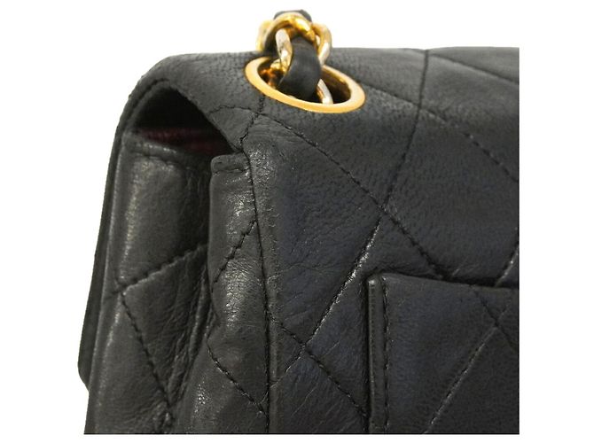 Bolsa de Ombro Mini Matelassé com Corrente Chanel - vista 7