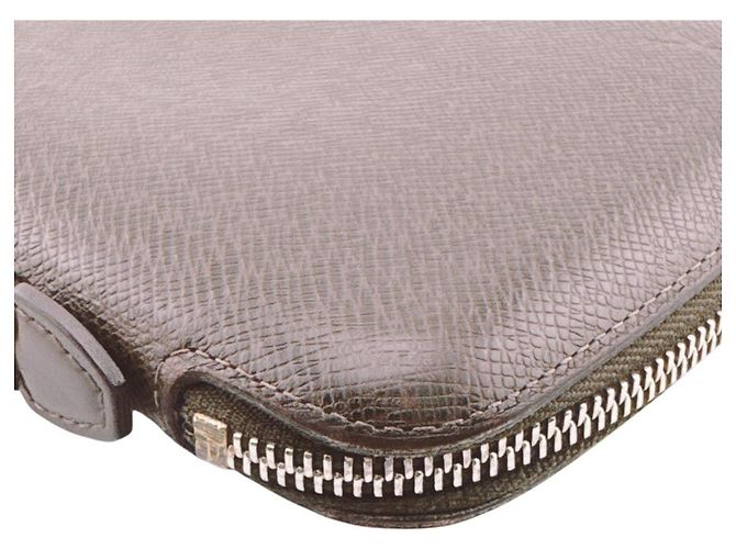 Organizer Portafoglio lungo Louis Vuitton Taiga - vista 3