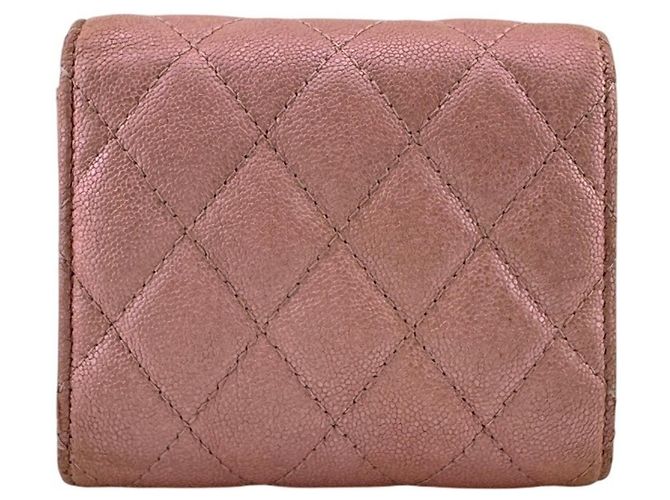 Portafoglio tri-fold Chanel in pelle caviar matelassé rosa - vista 2