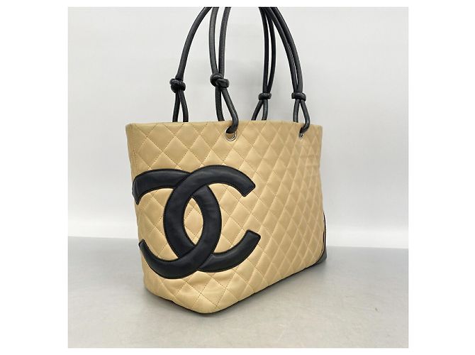 Saco Tote Chanel Cambon em Pele de Cordeiro - vista 2