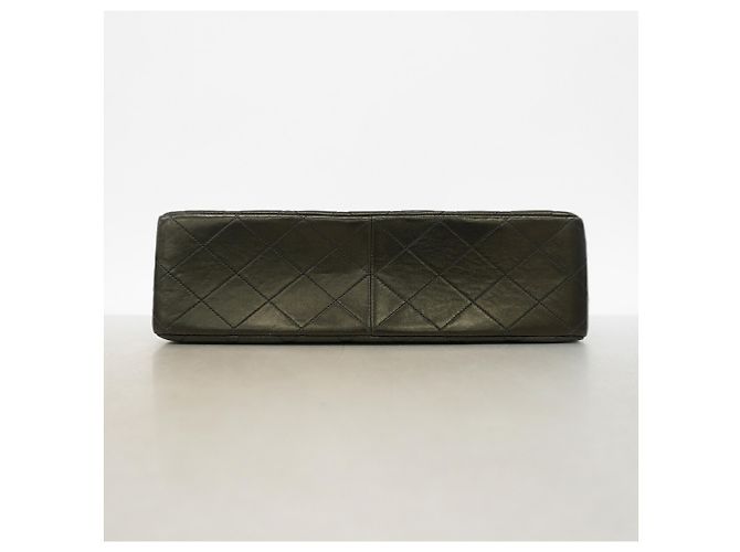 Chanel Schultertasche aus schwarzem Lammleder - Ansicht 3