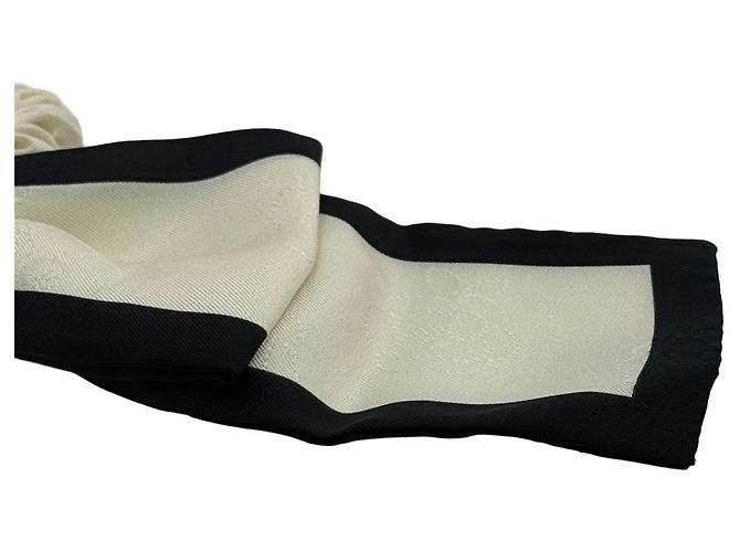 Scrunchie com fita Camélia Chanel - vista 2