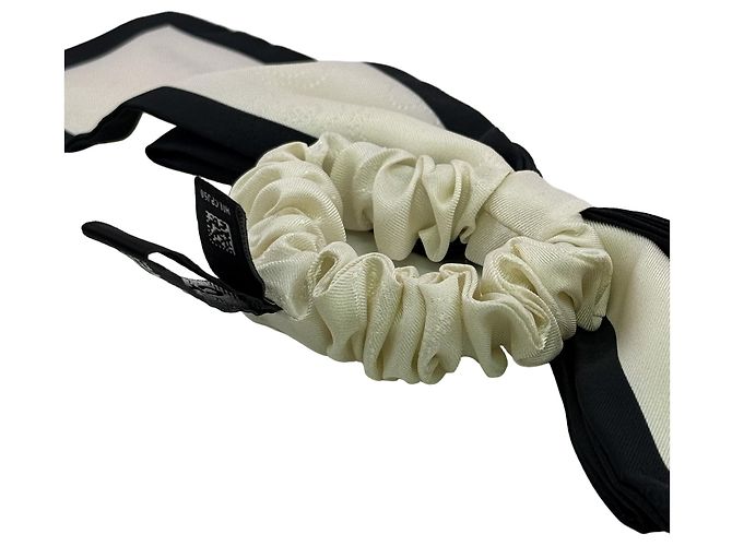 Scrunchie com fita Camélia Chanel - vista 7
