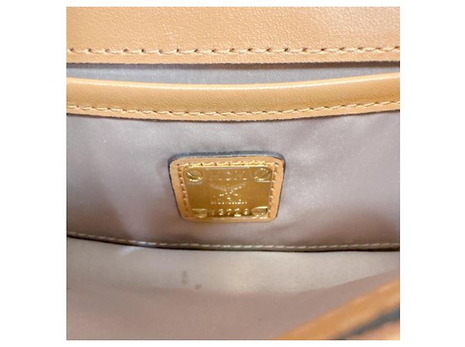 Bolso de hombro de cuero MCM Visetos Monogram - vista 9