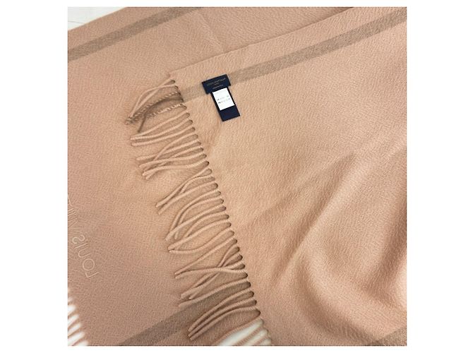 Louis Vuitton Beige Cashmere Stole - view 6