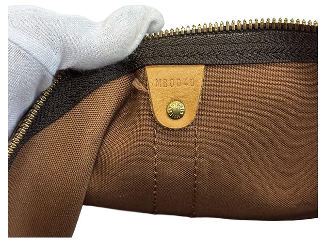 Louis Vuitton Keepall Bandoulière 55 - Ansicht 12