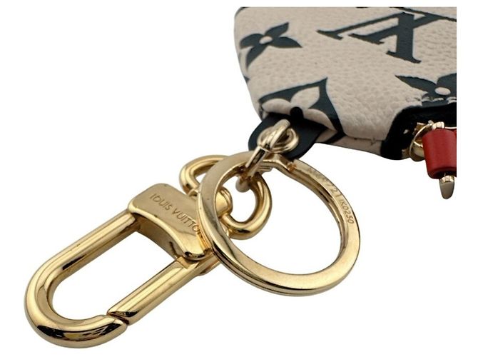 Llavero Louis Vuitton Monogram Canvas - vista 3