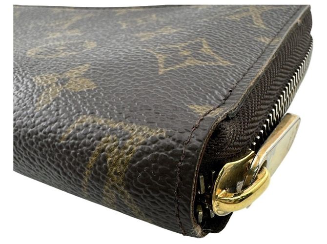 Louis Vuitton Monogram Zippy Wallet - view 6
