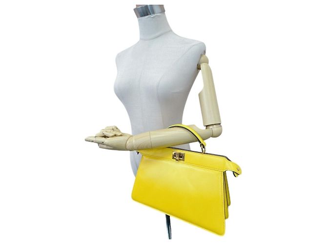 Borsa a mano in pelle Fendi Peekaboo I.U East-West - vista 12