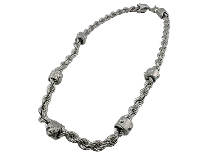 Collier avec pendentif Monogram Louis Vuitton - vue 2